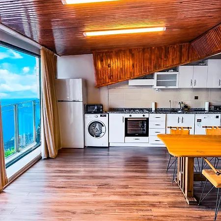 아파트 Sea View Luxury Near Akra