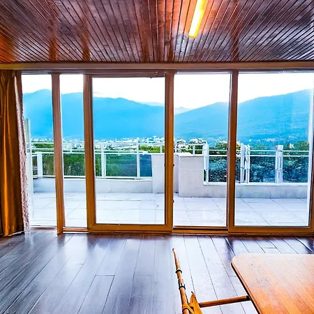 Sea View Luxury Near Akra דירה *
